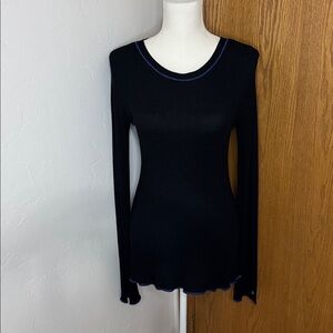 GGO bamboo black waffle knit long sleeve tunic top M